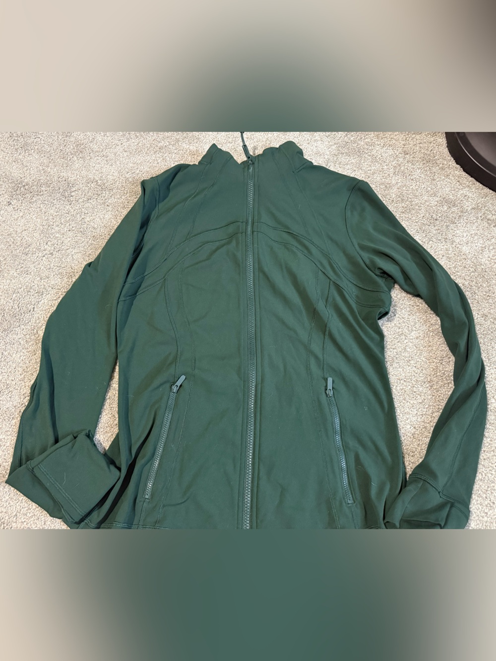 Lululemon Define Jacket in Green!
